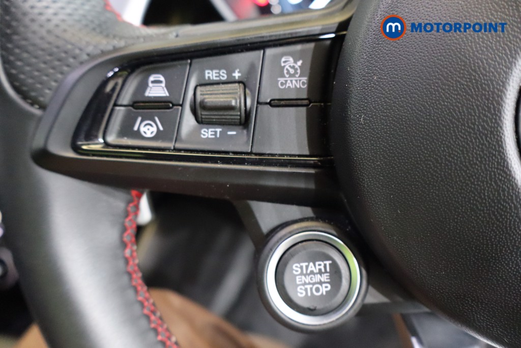Alfa Romeo Giulia Competizione Automatic Petrol Saloon - Stock Number (1582593) - 14th supplementary image