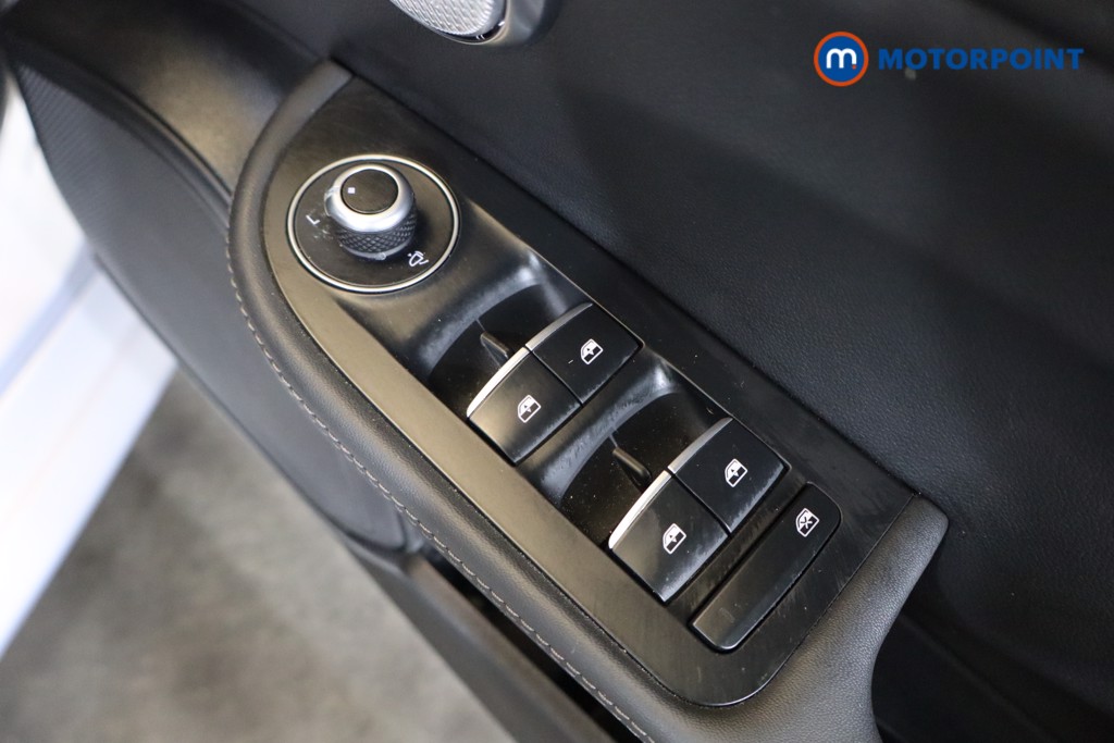 Alfa Romeo Giulia Competizione Automatic Petrol Saloon - Stock Number (1582593) - 19th supplementary image