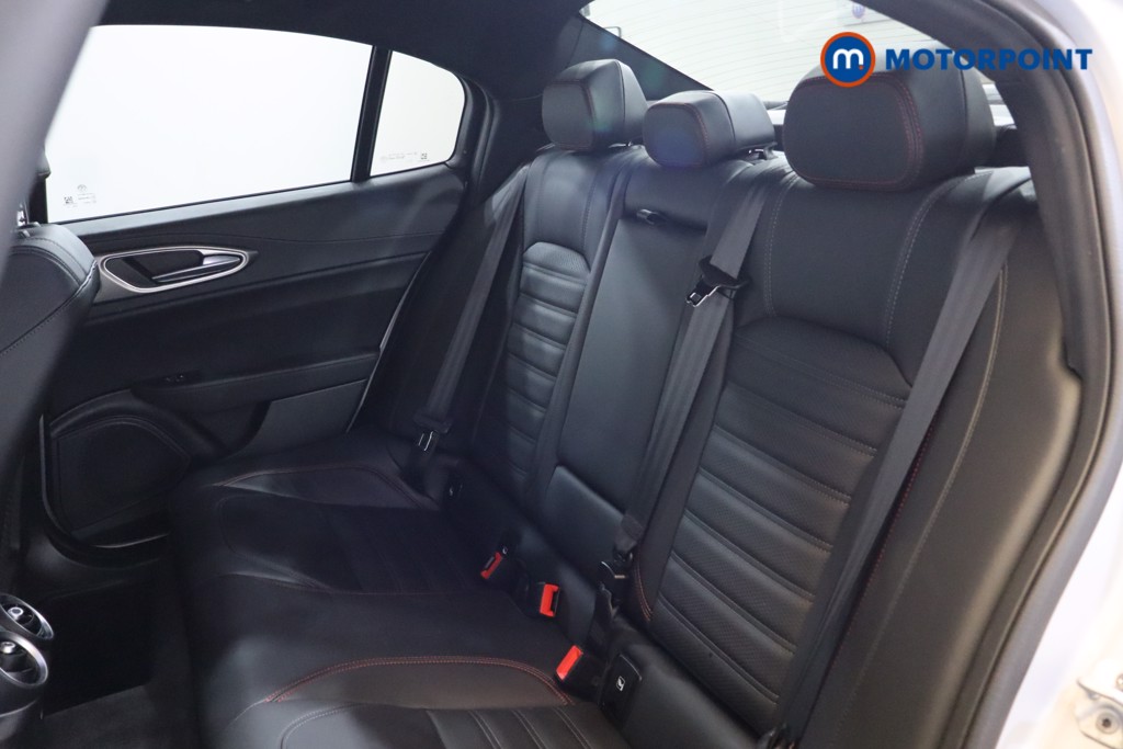 Alfa Romeo Giulia Competizione Automatic Petrol Saloon - Stock Number (1582593) - 23rd supplementary image