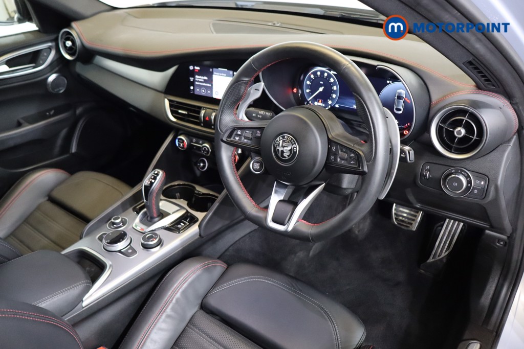 Alfa Romeo Giulia Competizione Automatic Petrol Saloon - Stock Number (1582593) - 1st supplementary image