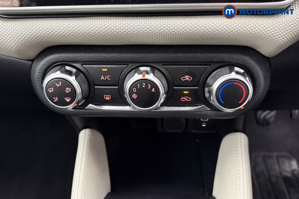 Nissan Micra Acenta Manual Petrol Hatchback - Stock Number (1582675) - 11th supplementary image
