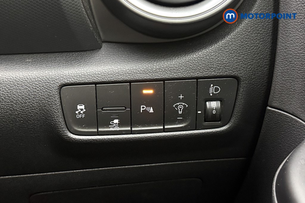 Hyundai Kona Premium Automatic Electric SUV - Stock Number (1583015) - 32nd supplementary image