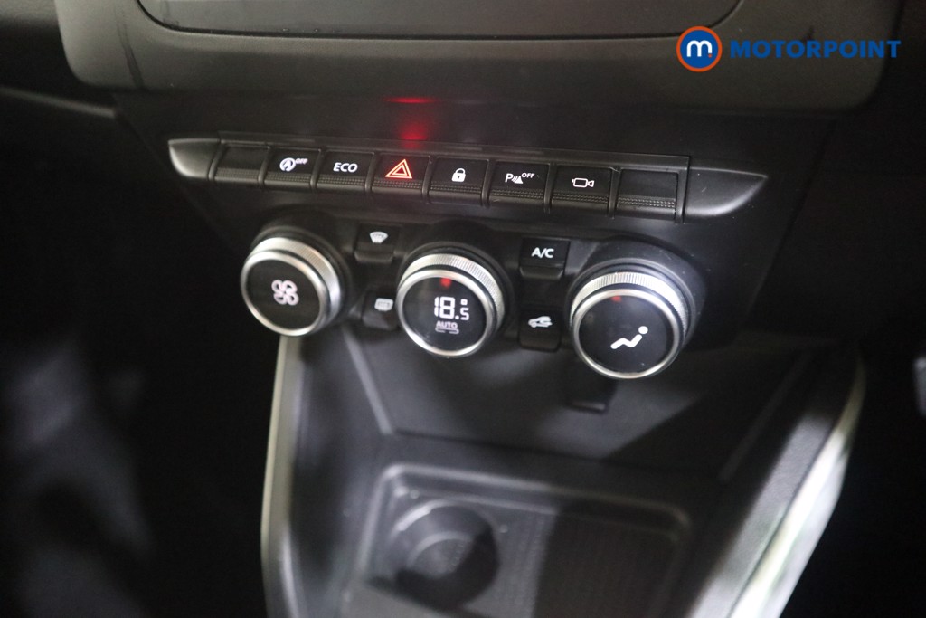 Dacia Duster Prestige Manual Petrol-Lpg SUV - Stock Number (1583032) - 7th supplementary image