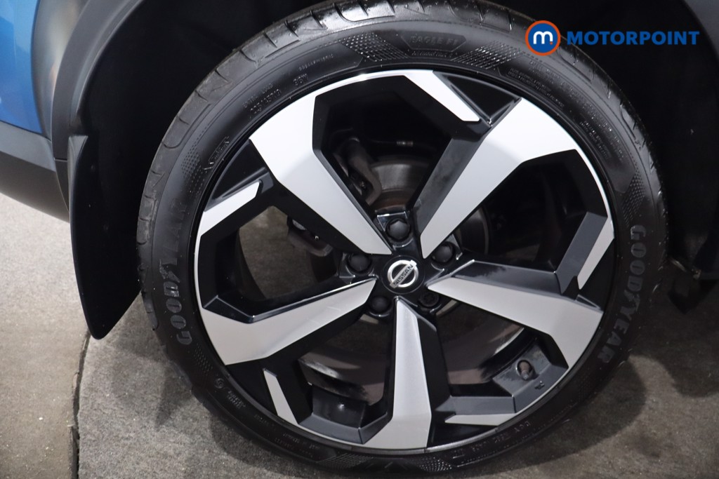 Nissan Juke Tekna Manual Petrol SUV - Stock Number (1583039) - 9th supplementary image