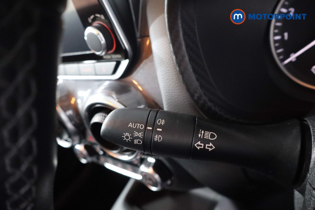 Nissan Juke Tekna Manual Petrol SUV - Stock Number (1583039) - 19th supplementary image
