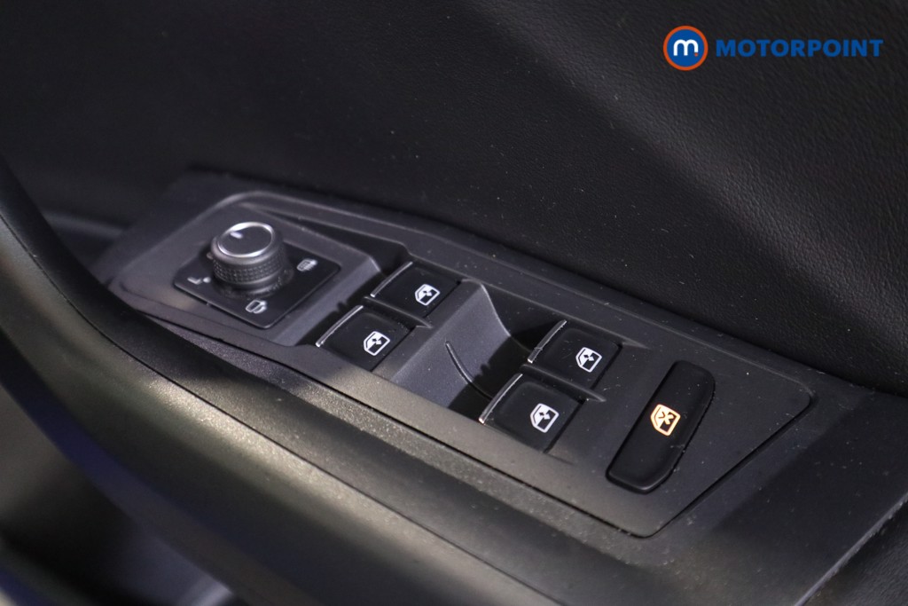 Volkswagen T-Roc Style Manual Petrol SUV - Stock Number (1583137) - 11th supplementary image