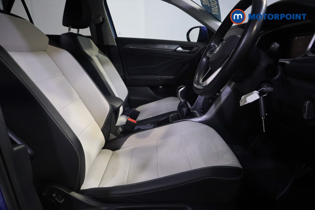 Volkswagen T-Roc Style Manual Petrol SUV - Stock Number (1583137) - 12th supplementary image