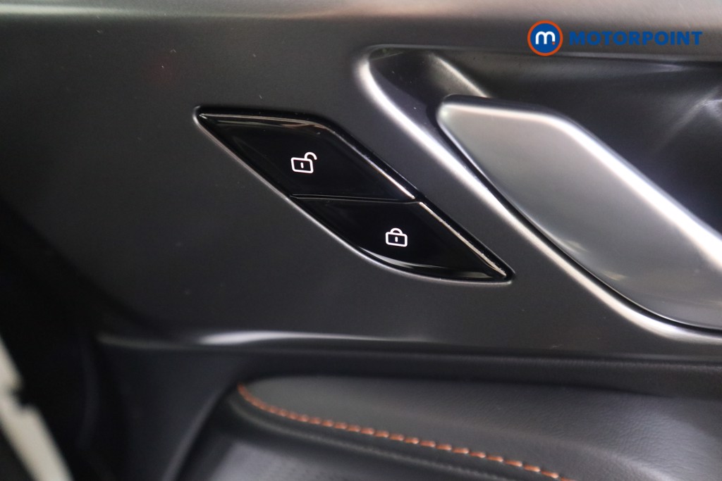 Mg Motor Uk HS Trophy Manual Petrol SUV - Stock Number (1583167) - 8th supplementary image