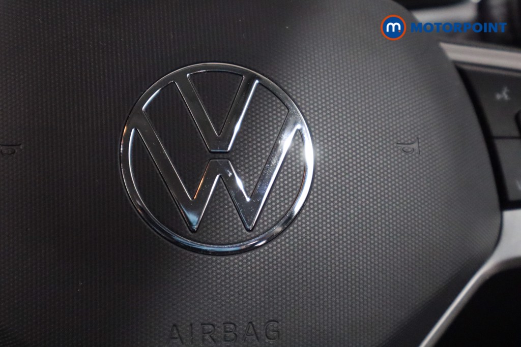 Volkswagen T-Roc Life Manual Petrol SUV - Stock Number (1583630) - 17th supplementary image