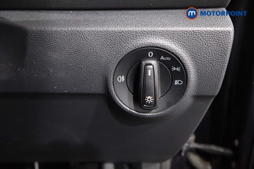Volkswagen T-Roc Life Manual Petrol SUV - Stock Number (1583630) - 20th supplementary image