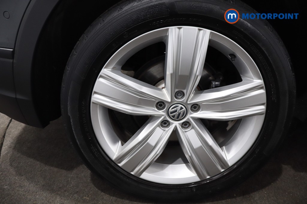 Volkswagen Tiguan Match Manual Petrol SUV - Stock Number (1583717) - 9th supplementary image