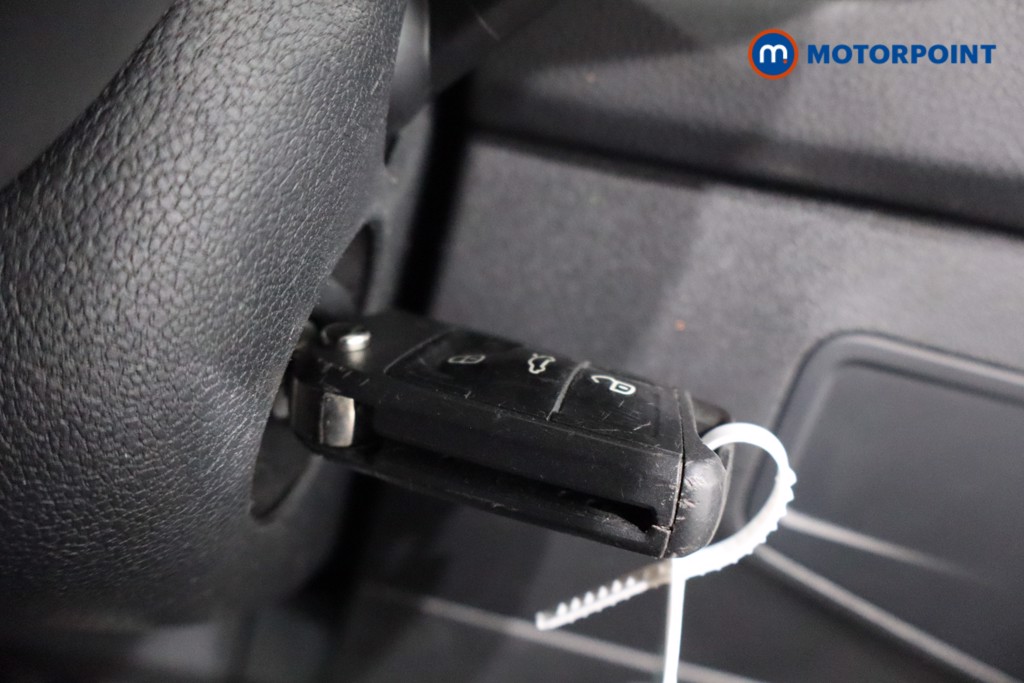 Volkswagen Tiguan Match Manual Petrol SUV - Stock Number (1583717) - 13th supplementary image
