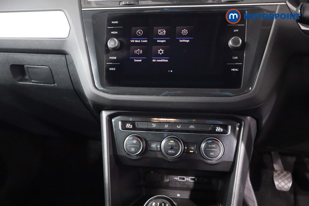 Volkswagen Tiguan Match Manual Petrol SUV - Stock Number (1583717) - 15th supplementary image