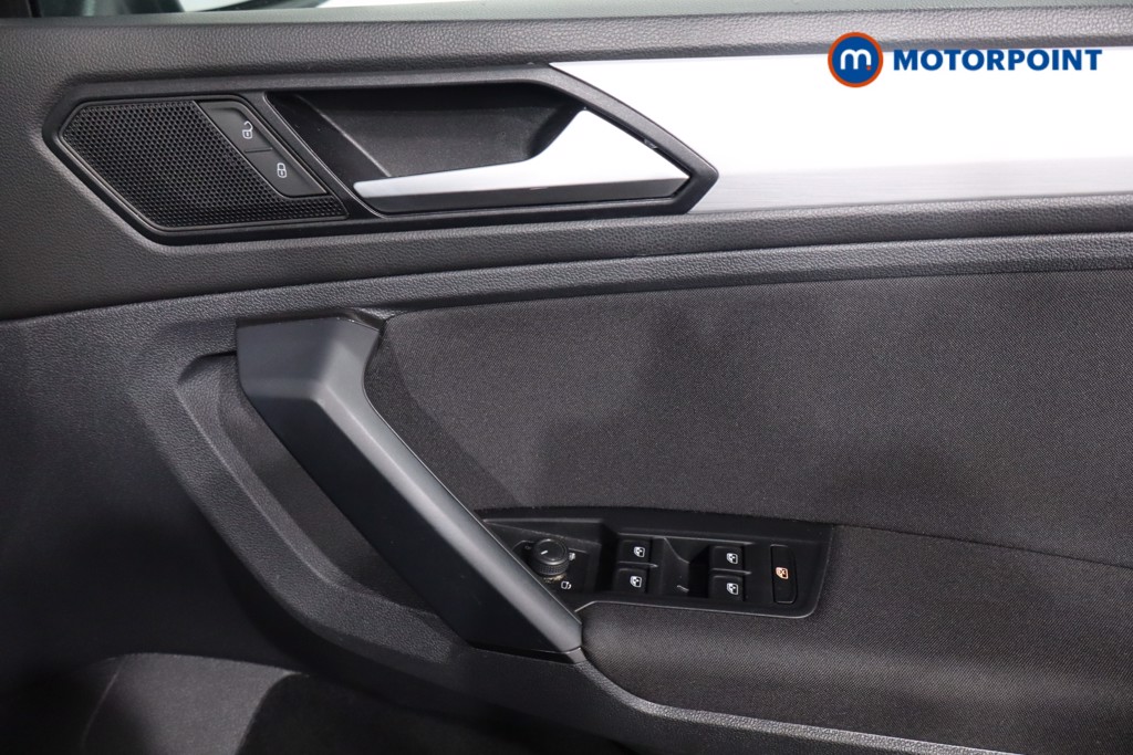 Volkswagen Tiguan Match Manual Petrol SUV - Stock Number (1583717) - 21st supplementary image