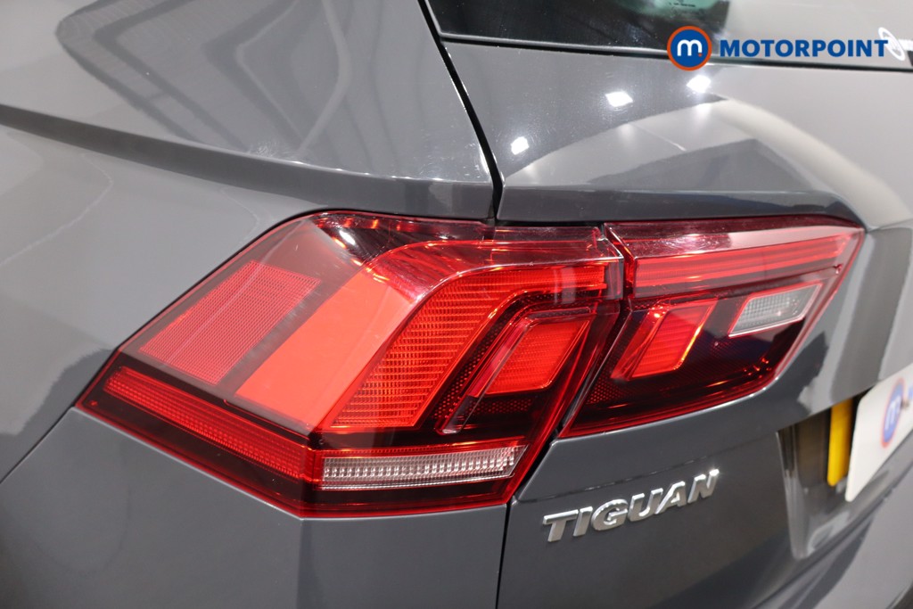 Volkswagen Tiguan Match Manual Petrol SUV - Stock Number (1583717) - 32nd supplementary image