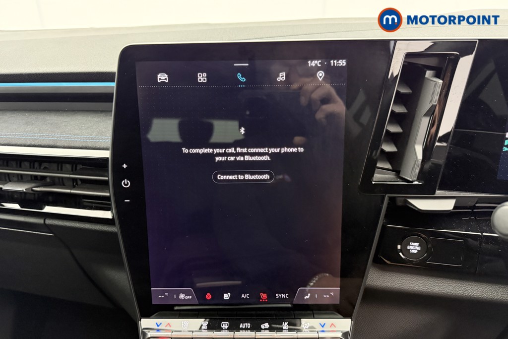 Renault Austral Techno Esprit Alpine Automatic Petrol-Electric Hybrid SUV - Stock Number (1583922) - 8th supplementary image