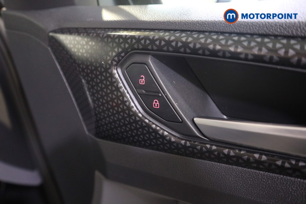 Volkswagen T-Cross SEL Manual Petrol SUV - Stock Number (1583948) - 10th supplementary image