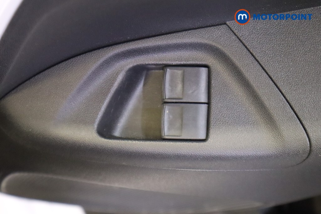 Toyota Aygo X-Play Manual Petrol Hatchback - Stock Number (1583986) - 15th supplementary image