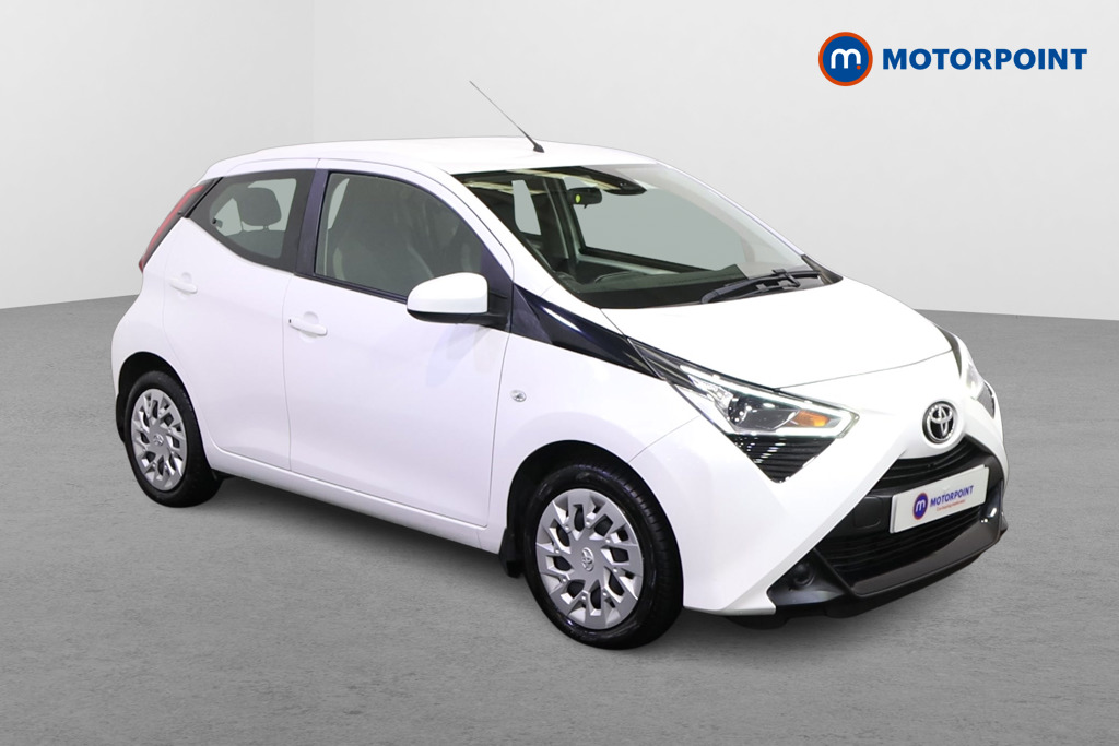 Toyota Aygo X-Play Manual Petrol Hatchback - Stock Number (1583986) - Drivers side front corner