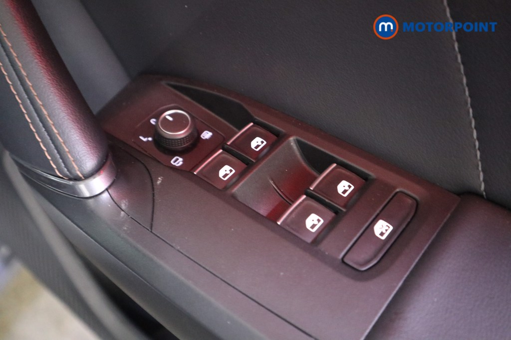 Cupra Leon VZ2 Automatic Petrol Plug-In Hybrid Hatchback - Stock Number (1523717) - 9th supplementary image