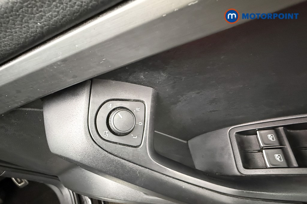 Seat Ateca FR Automatic Petrol SUV - Stock Number (1552683) - 21st supplementary image