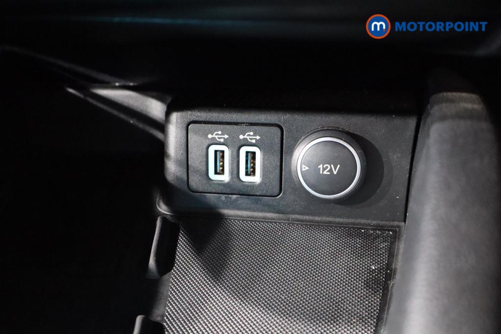 Ford Kuga St-Line Edition Manual Diesel SUV - Stock Number (1566430) - 5th supplementary image