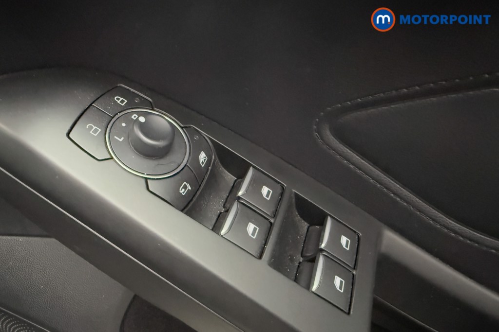 Ford Focus Active Manual Petrol Hatchback - Stock Number (1568608) - 20th supplementary image
