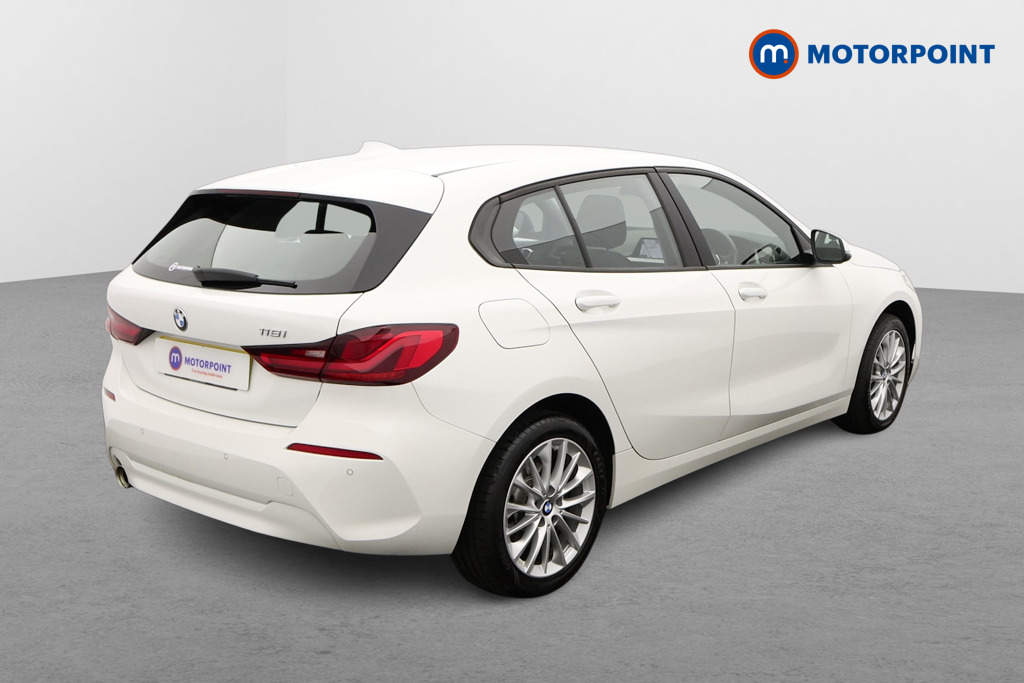 BMW 1 Series SE Automatic Petrol Hatchback - Stock Number (1570203) - Drivers side rear corner