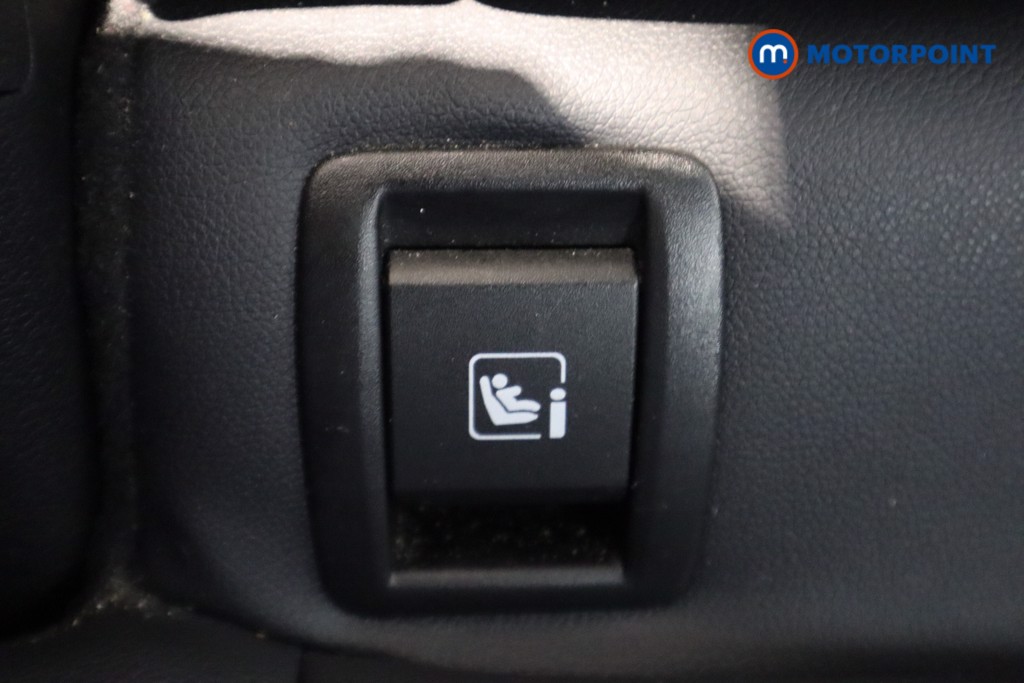 Nissan Juke Tekna Manual Petrol SUV - Stock Number (1570407) - 27th supplementary image