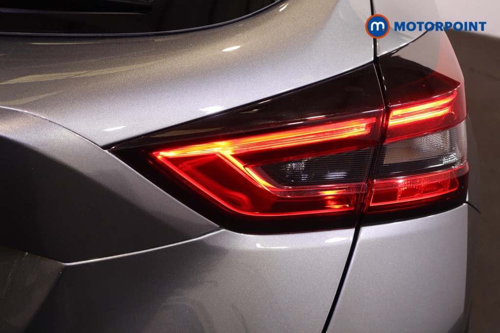 Nissan Juke Tekna Manual Petrol SUV - Stock Number (1570407) - 31st supplementary image