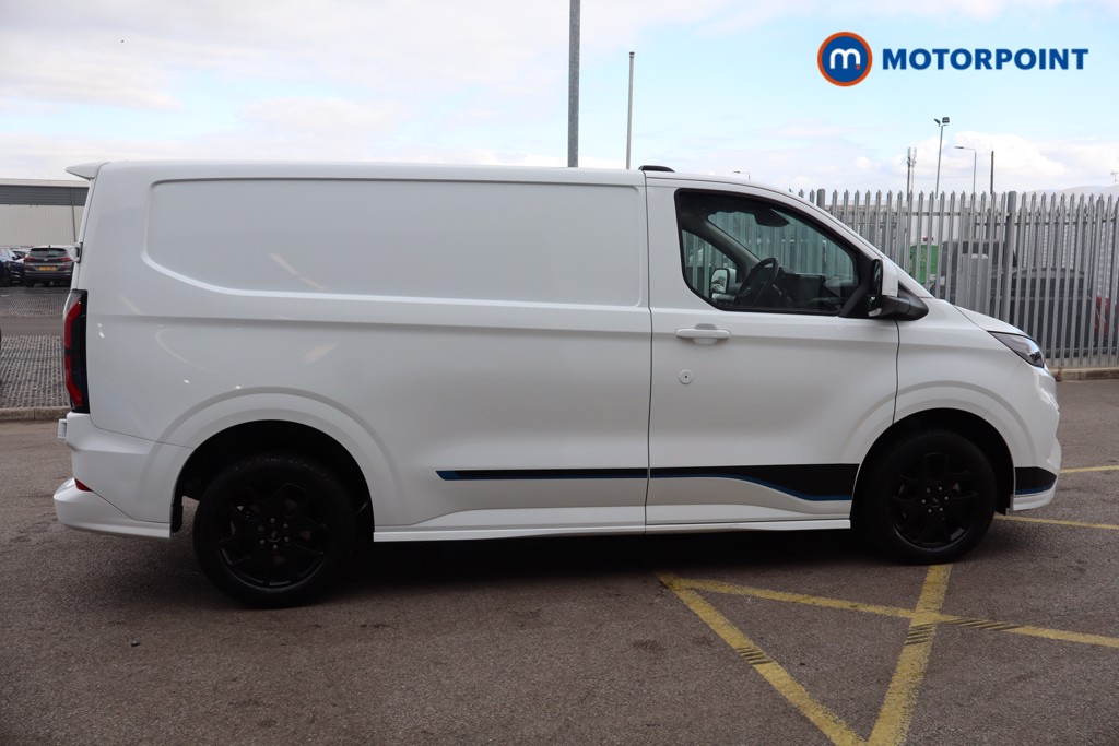 Ford Transit Custom Sport Automatic Diesel Panel Van - Stock Number (1571210) - 3rd supplementary image
