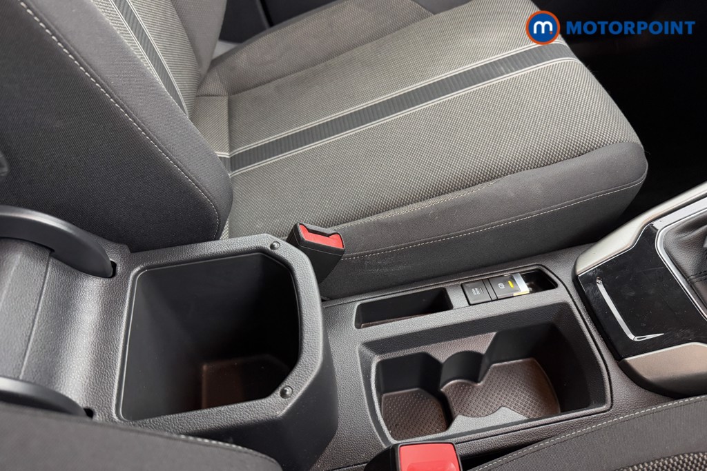 Volkswagen T-Roc SE Manual Petrol SUV - Stock Number (1571229) - 15th supplementary image