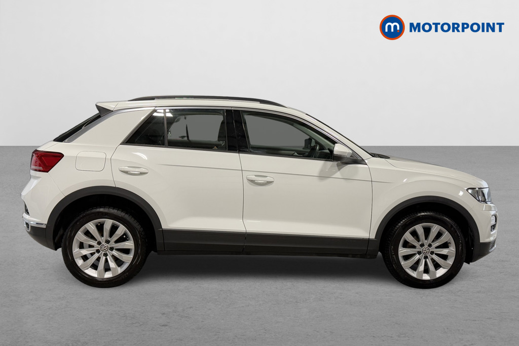 Volkswagen T-Roc SE Manual Petrol SUV - Stock Number (1571229) - Drivers side