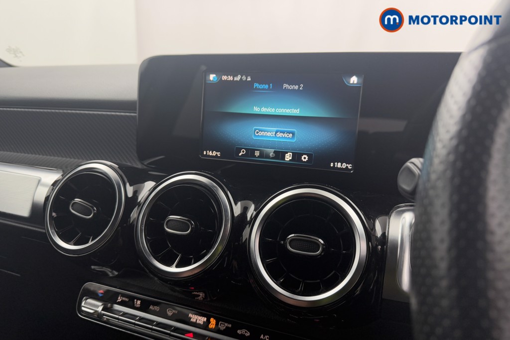 Mercedes-Benz GLB Amg Line Automatic Petrol SUV - Stock Number (1572594) - 6th supplementary image