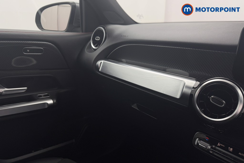 Mercedes-Benz GLB Amg Line Automatic Petrol SUV - Stock Number (1572594) - 15th supplementary image