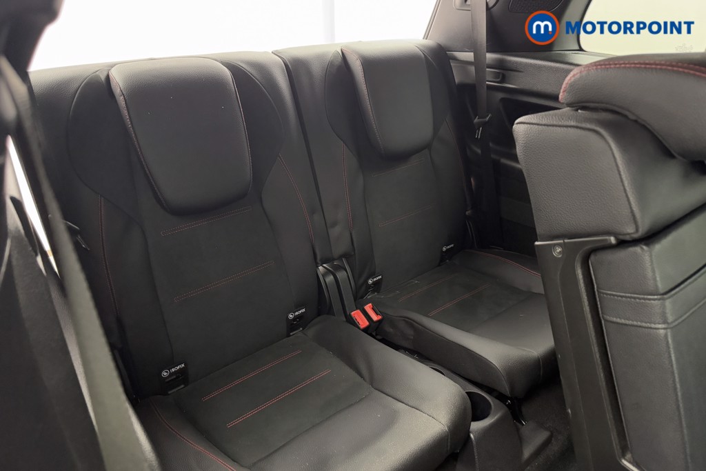 Mercedes-Benz GLB Amg Line Automatic Petrol SUV - Stock Number (1572594) - 27th supplementary image