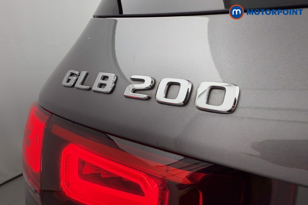 Mercedes-Benz GLB Amg Line Automatic Petrol SUV - Stock Number (1572594) - 30th supplementary image