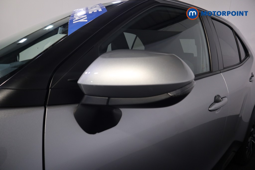 Toyota Yaris Cross Design Automatic Petrol-Electric Hybrid Estate - Stock Number (1573709) - 21st supplementary image