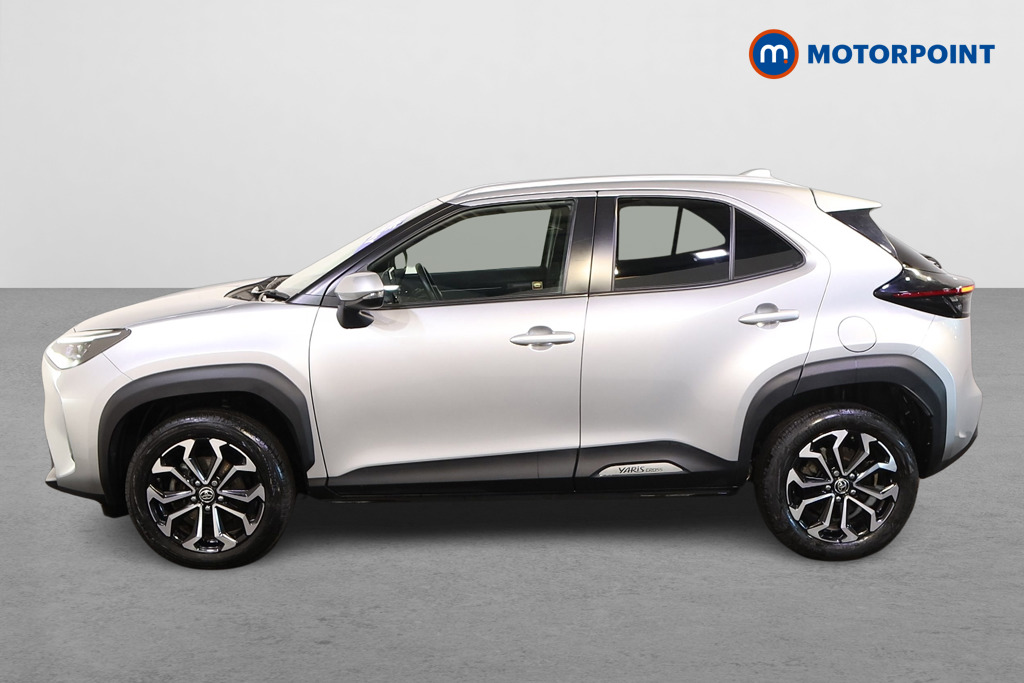 Toyota Yaris Cross Design Automatic Petrol-Electric Hybrid Estate - Stock Number (1573709) - Passenger side