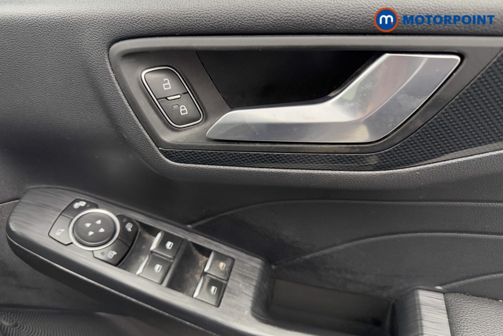 Ford Kuga St-Line Edition Manual Diesel SUV - Stock Number (1573984) - 22nd supplementary image