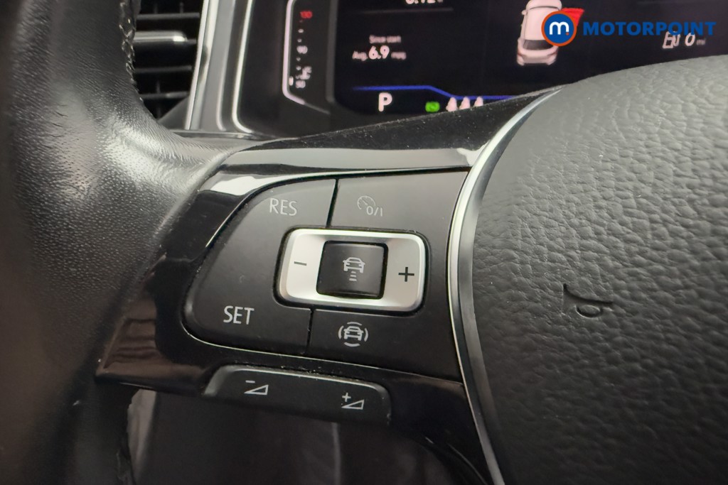 Volkswagen T-Roc SEL Automatic Petrol SUV - Stock Number (1574341) - 4th supplementary image