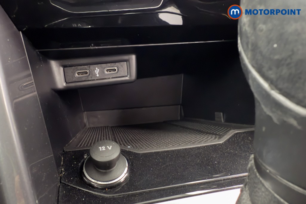 Volkswagen T-Roc SEL Automatic Petrol SUV - Stock Number (1574341) - 14th supplementary image