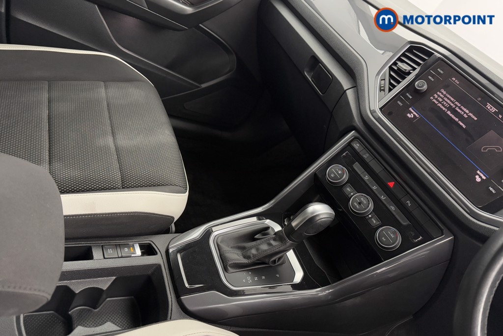 Volkswagen T-Roc SEL Automatic Petrol SUV - Stock Number (1574341) - 17th supplementary image