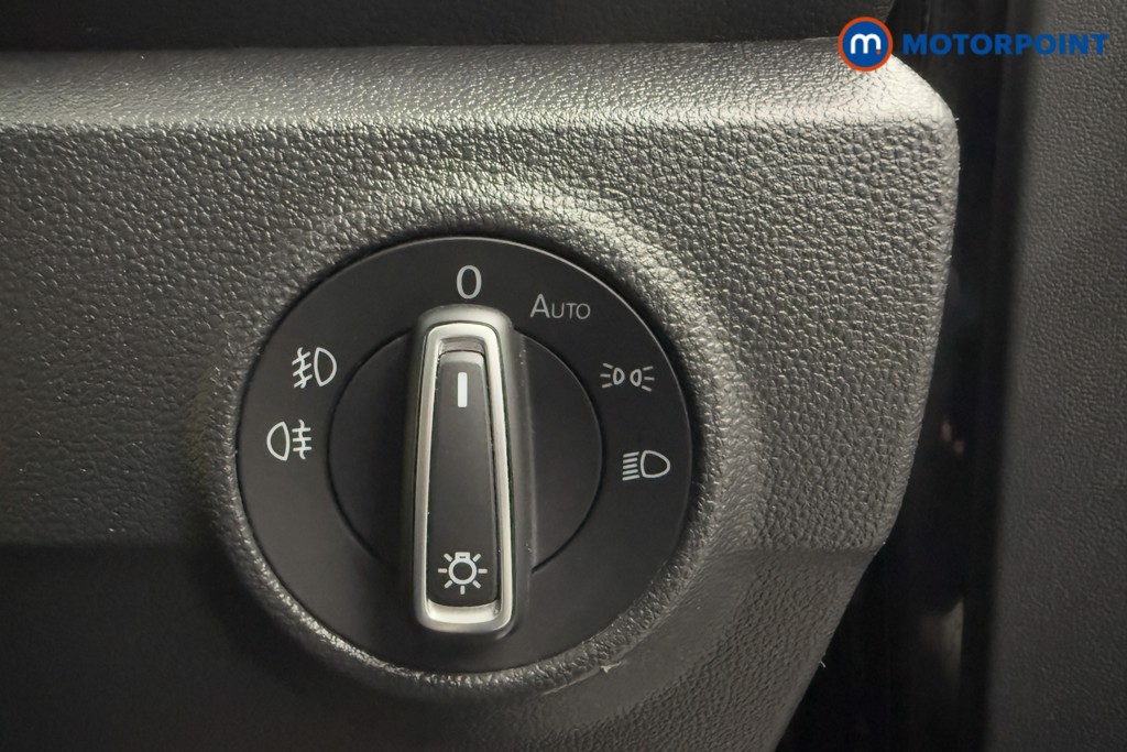 Volkswagen T-Roc SEL Automatic Petrol SUV - Stock Number (1574341) - 18th supplementary image