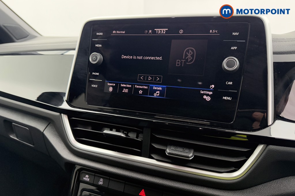Volkswagen T-Roc R-Line Automatic Petrol SUV - Stock Number (1574350) - 7th supplementary image