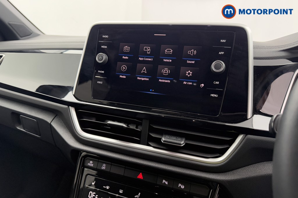 Volkswagen T-Roc R-Line Automatic Petrol SUV - Stock Number (1574350) - 11th supplementary image