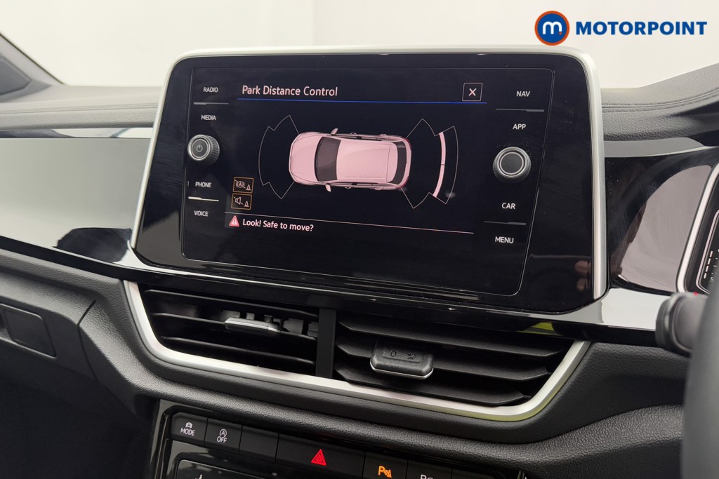 Volkswagen T-Roc R-Line Automatic Petrol SUV - Stock Number (1574350) - 12th supplementary image