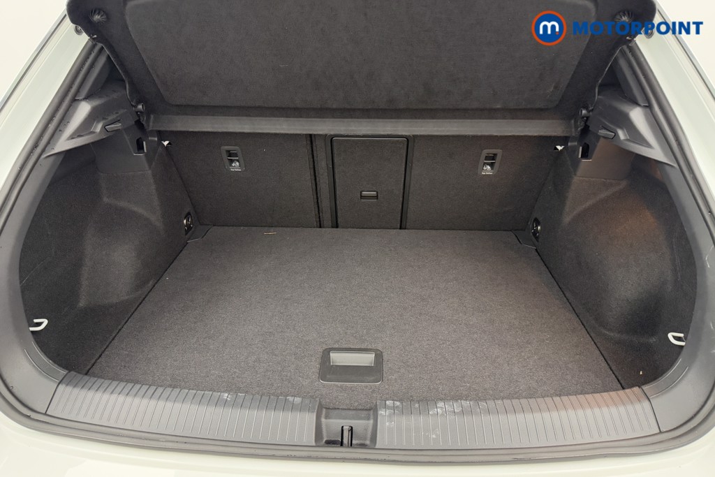 Volkswagen T-Roc R-Line Automatic Petrol SUV - Stock Number (1574350) - 26th supplementary image