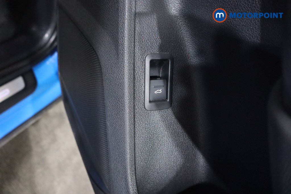 Audi Q3 S Line Automatic Petrol SUV - Stock Number (1574909) - 15th supplementary image