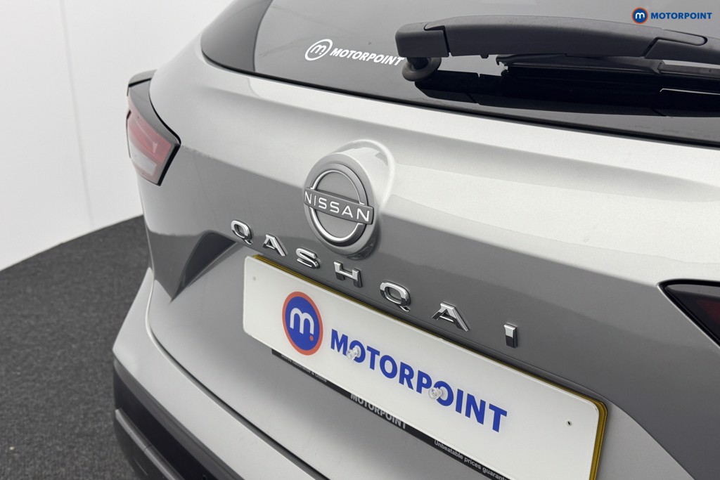 Nissan Qashqai N-Connecta Manual Petrol SUV - Stock Number (1575088) - 20th supplementary image